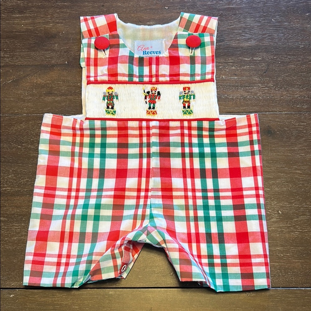 New Ann Reeves Smocked Nutcrackers/Christmas  Red/Green Checked Jon Jon